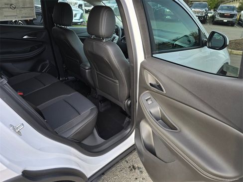New 2026 Buick Encore GX Preferred image 47