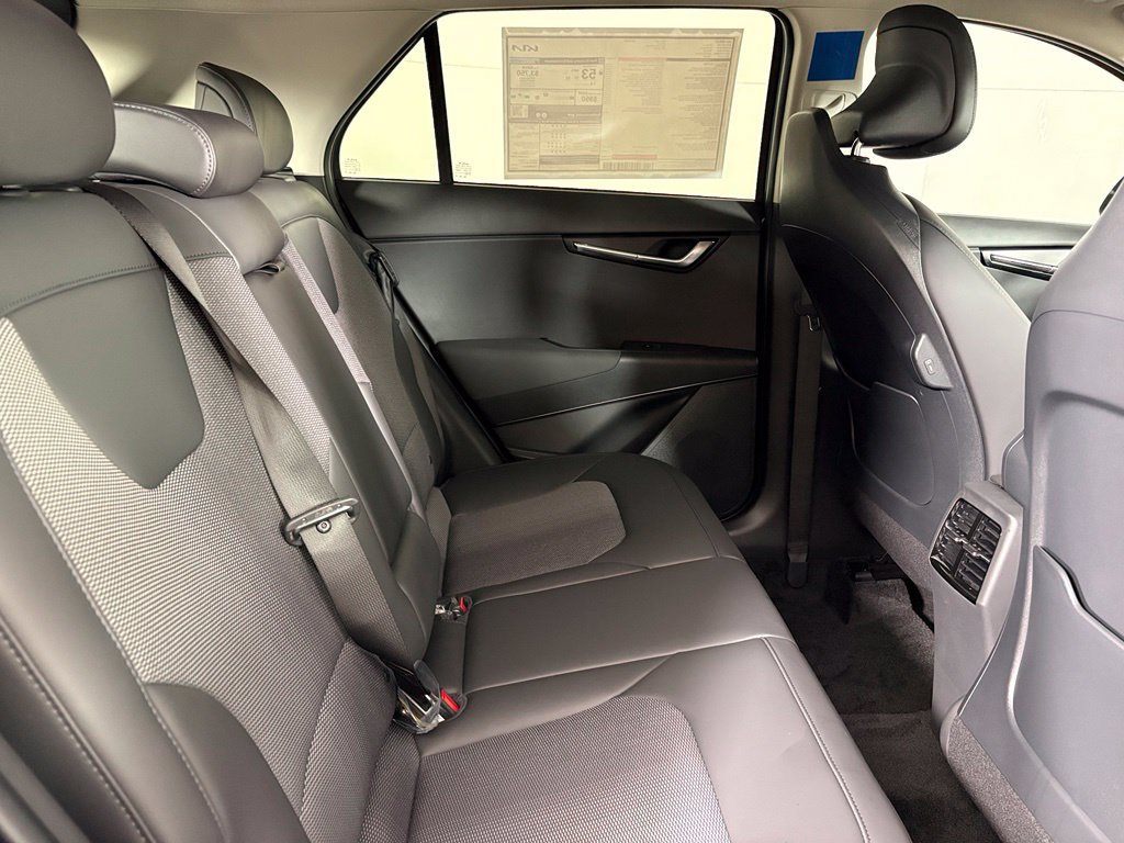 New 2026 Kia Niro EX FWD image 17