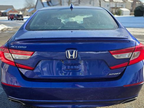 Used 2018 Honda Accord Sport image 5