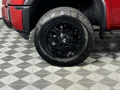 Used 2024 GMC Sierra 3500 AT4 w/ AT4 Premium Plus Package image 10
