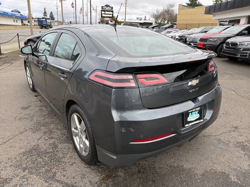Used 2013 Chevrolet Volt Premium w/ Premium Trim Package image 3