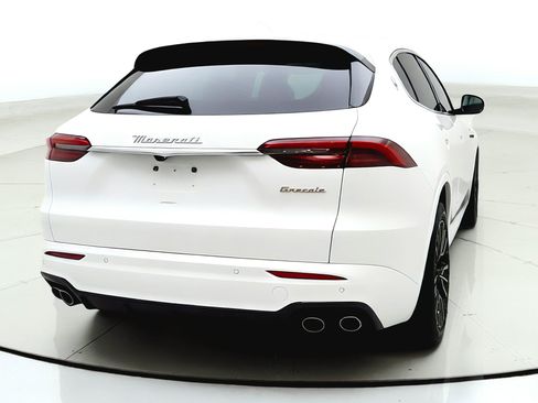 Used 2023 Maserati Grecale GT AWD/4WD image 6