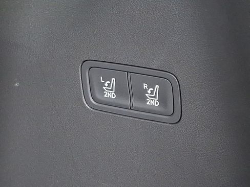 Used 2026 Hyundai Santa Fe SEL FWD image 27