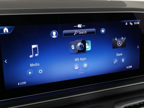 Used 2025 Mercedes-Benz GLE 450e 4MATIC w/ Winter Package image 52