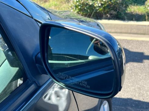 Used 2012 Toyota Yaris Sedan image 13