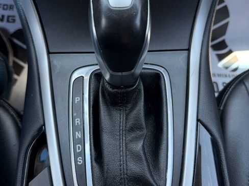 Used 2018 Ford Edge SEL w/ Equipment Group 201A AWD/4WD image 32