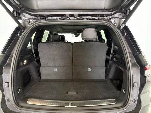 New 2025 Jeep Grand Cherokee L Overland w/ Luxury Tech Group IV image 10