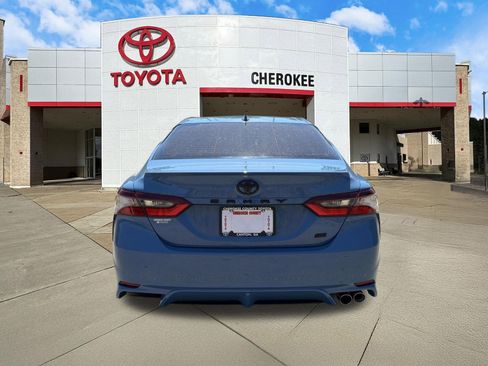 Used 2023 Toyota Camry SE FWD image 6