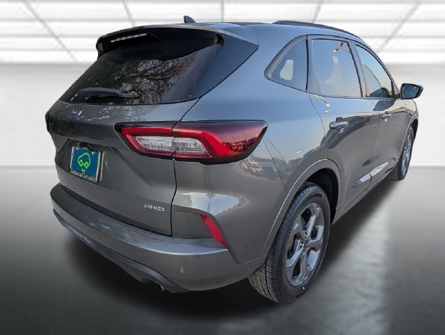 Used 2023 Ford Escape ST-Line w/ Tech Pack #1 AWD/4WD image 15