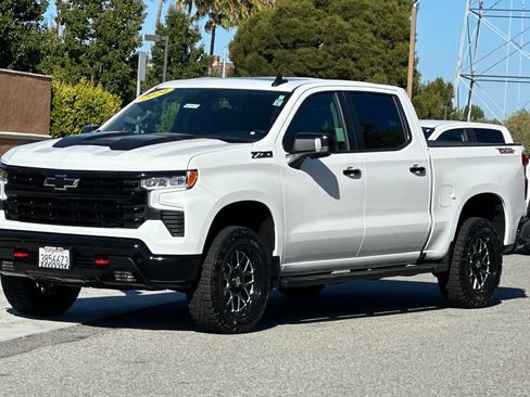 Used 2024 Chevrolet Silverado 1500 LT Trail Boss w/ LT Trail Boss Premium Package image 8