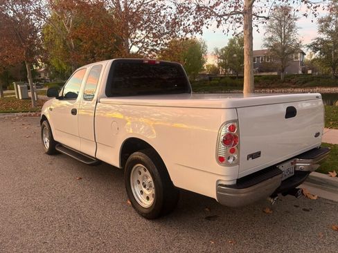 Used 2000 Ford F150 XL image 3