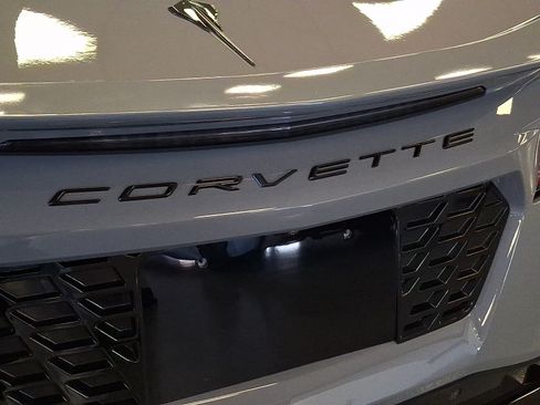 Used 2024 Chevrolet Corvette Stingray Preferred Cpe w/ Z51 Performance Package RWD image 30