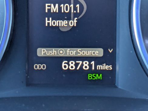 Used 2018 Toyota Highlander XLE image 20