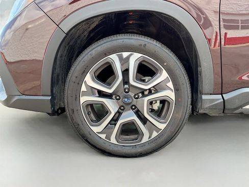 Used 2025 Subaru Ascent Touring AWD/4WD image 34