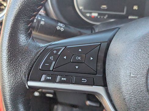 Used 2019 Nissan Kicks SR w/ SR Premium Package image 27