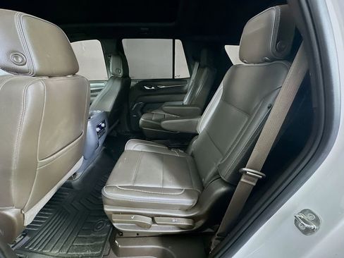Used 2023 GMC Yukon Denali image 15