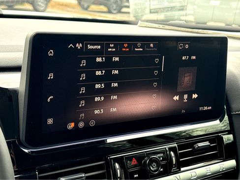 New 2026 Nissan Pathfinder SL image 7