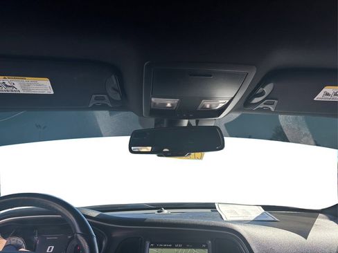 Used 2019 Dodge Challenger R/T Scat Pack w/ Shaker Package image 26