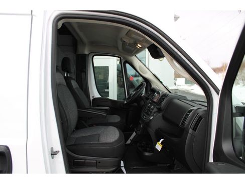 New 2026 RAM ProMaster 2500 w/ Premium Convenience Group image 9