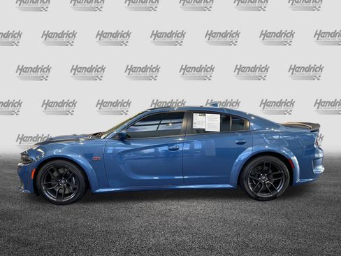 Used 2022 Dodge Charger Scat Pack RWD image 9