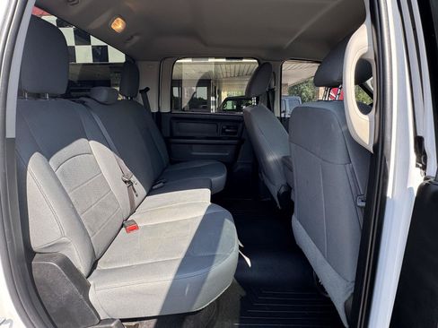 Used 2017 RAM 3500 Tradesman w/ Chrome Appearance Group AWD/4WD image 28