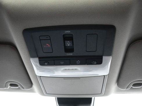 Used 2020 Nissan Altima 2.0 Platinum image 25