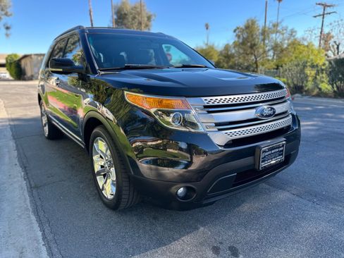 Used 2013 Ford Explorer XLT image 7