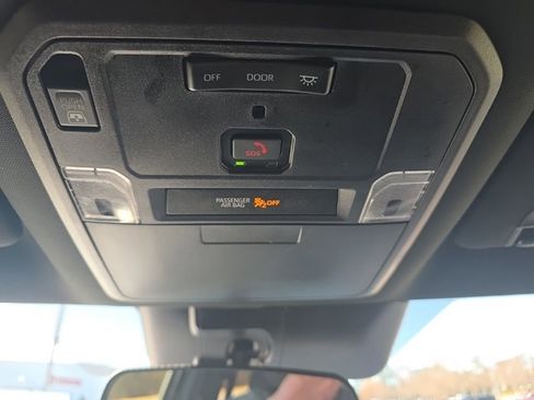 Used 2026 Toyota Tundra SR5 image 32