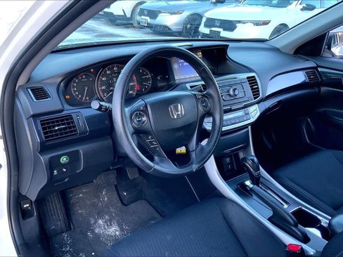 Used 2014 Honda Accord Sport image 17