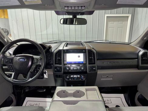 Used 2020 Ford F250 XL w/ Power Equipment Group image 17