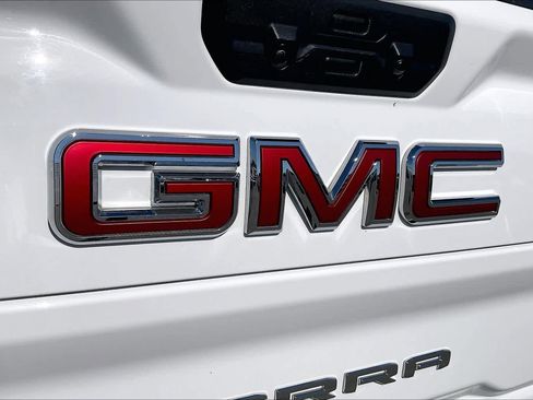 Certified 2024 GMC Sierra 2500 AT4 w/ AT4 Premium Plus Package image 31