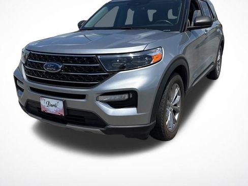Used 2021 Ford Explorer XLT w/ Equipment Group 202A RWD image 1
