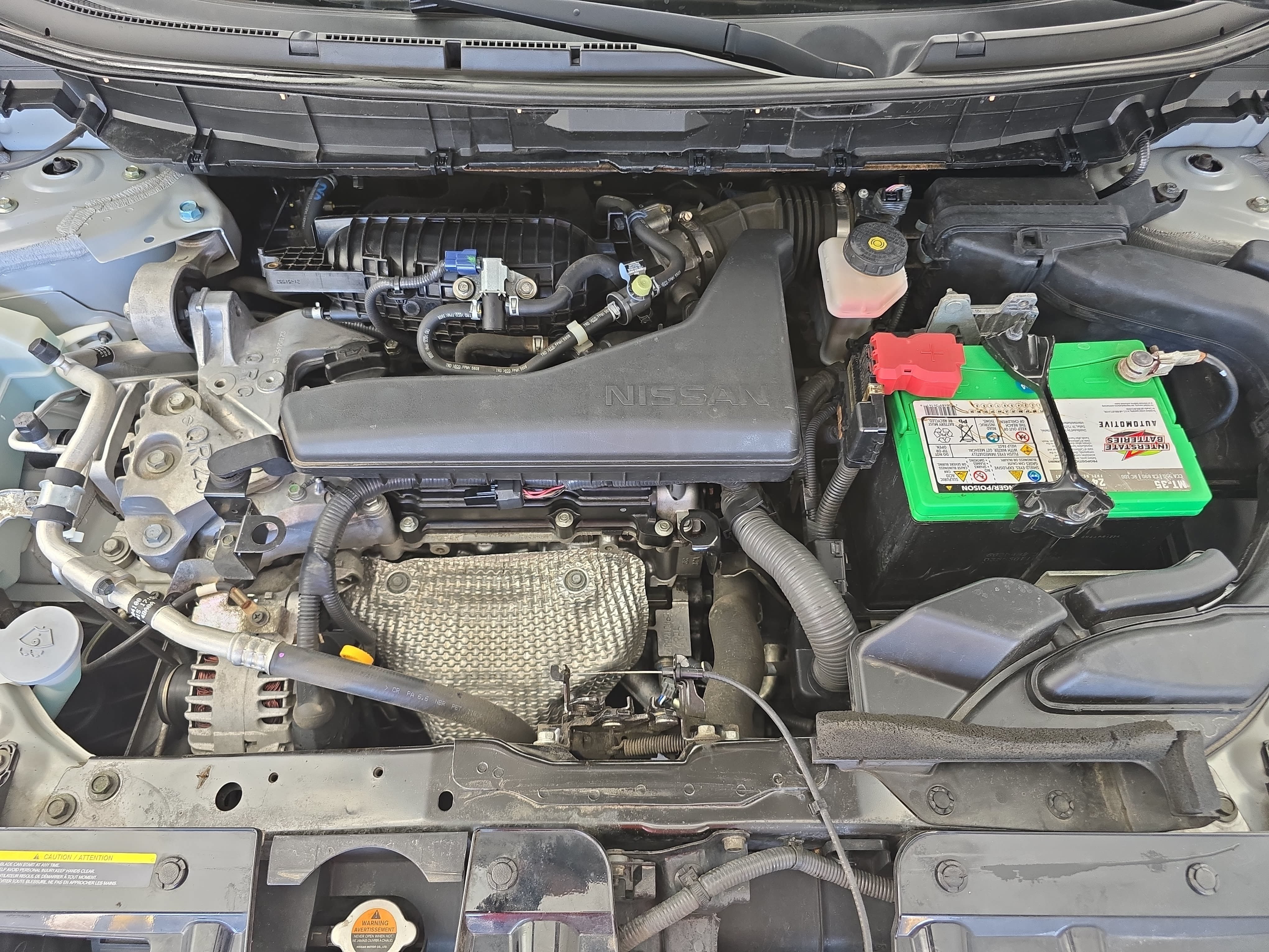 Used 2015 Nissan Rogue SV FWD image 28