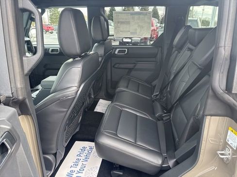 New 2026 Ford Bronco Badlands AWD/4WD image 10