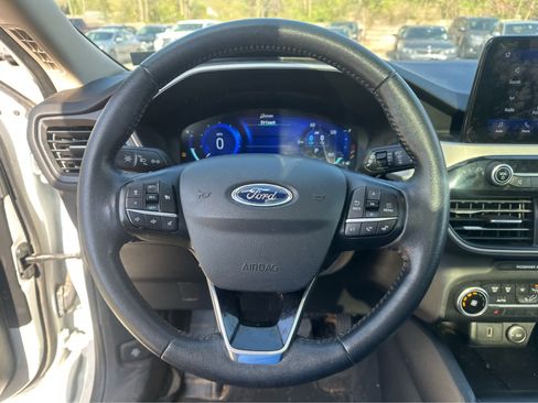 Used 2020 Ford Escape SE Sport AWD/4WD image 12