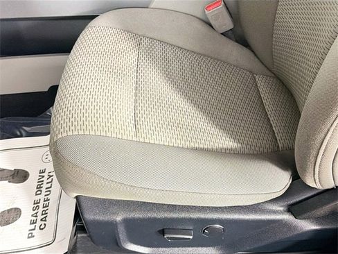 Used 2017 Ford F250 XLT w/ XLT Premium Package image 18