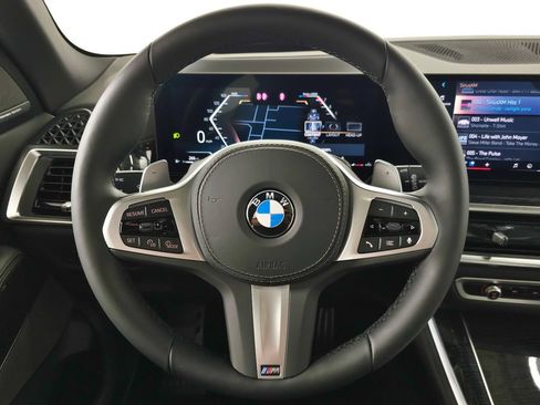 Used 2026 BMW X5 xDrive40i w/ M Sport Package AWD/4WD image 15