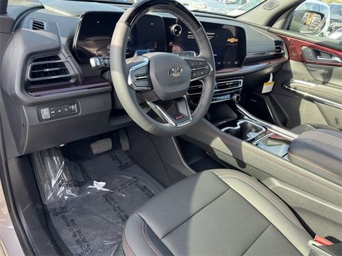 New 2026 Chevrolet Traverse Z71 w/ Enhanced Driving Package image 12