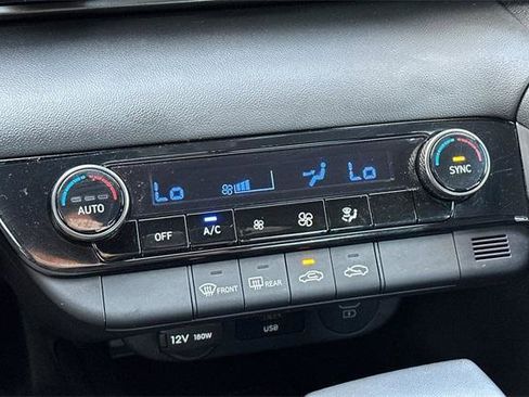 Certified 2025 Hyundai Elantra Sport image 20