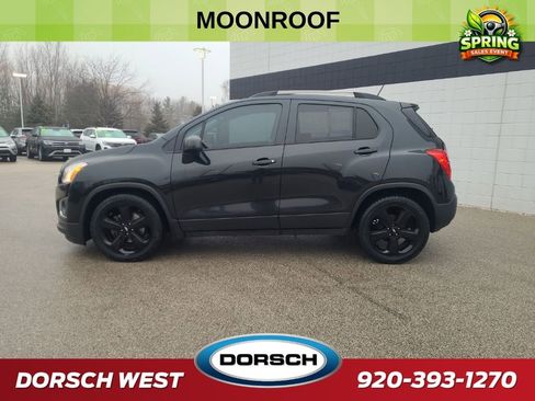 Used 2016 Chevrolet Trax LTZ w/ Midnight Edition image 2