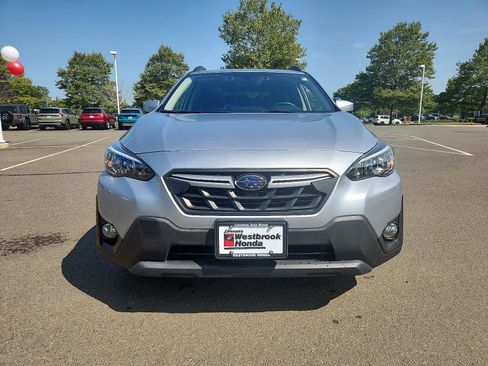 Used 2023 Subaru Crosstrek 2.0i Premium image 2