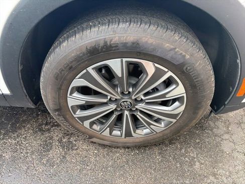 Used 2024 Buick Envision Preferred AWD/4WD image 15
