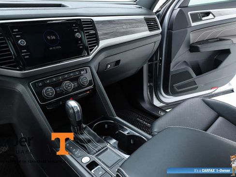 Used 2023 Volkswagen Atlas Cross Sport SE w/ Panoramic Sunroof Package FWD image 62
