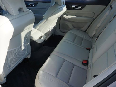 Used 2023 Volvo S60 B5 Plus w/ Climate Package image 27