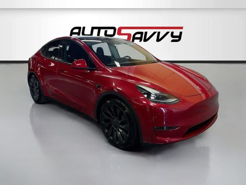 Used 2023 Tesla Model Y Performance AWD/4WD image 1