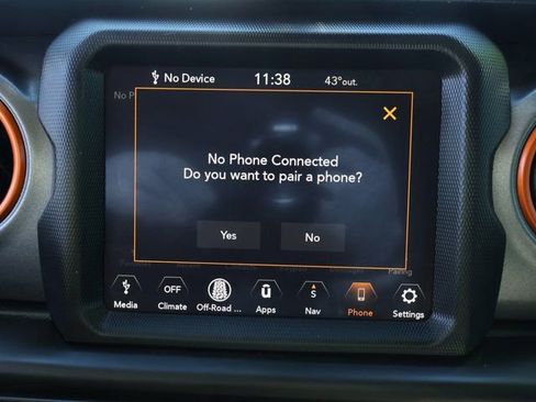 Used 2023 Jeep Gladiator Mojave w/ Cold Weather Group image 25