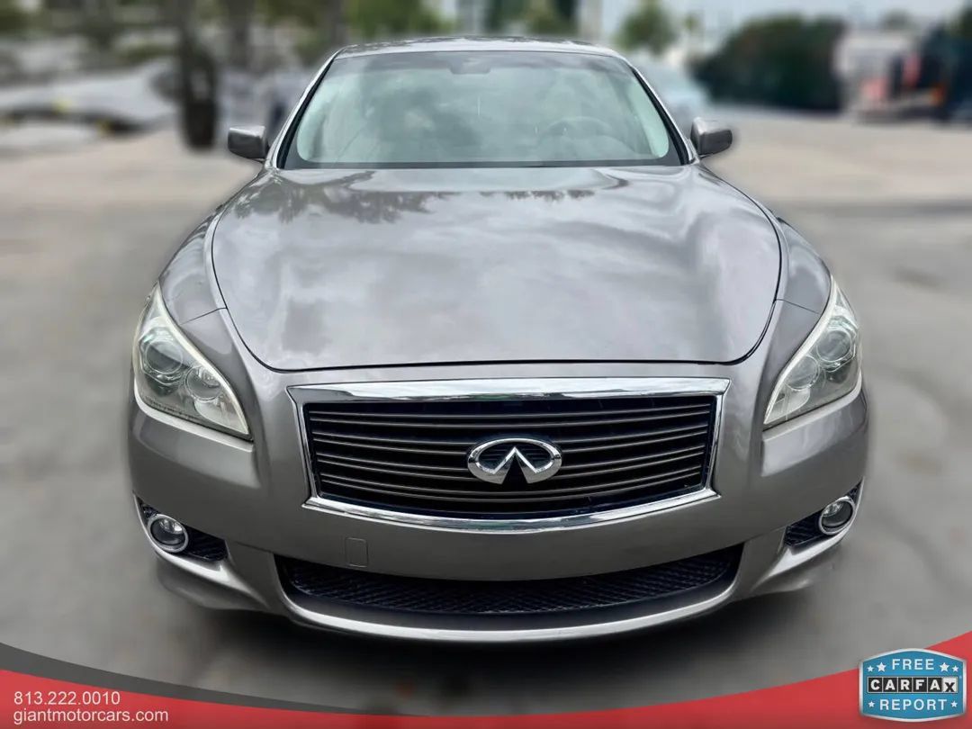 Used 2012 INFINITI M56 w/ Sport Pkg RWD image 2