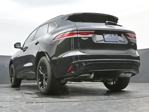 New 2026 Jaguar F-PACE R-Dynamic S image 33