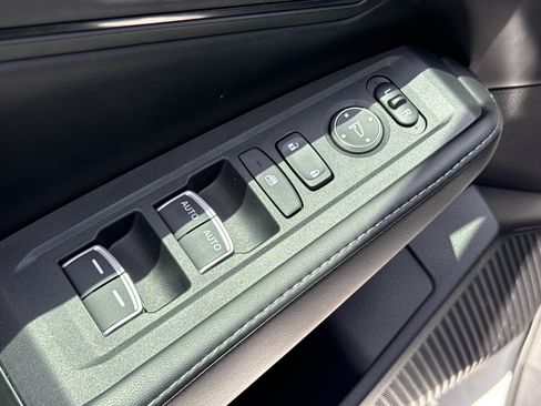Certified 2023 Honda Accord Sport image 24