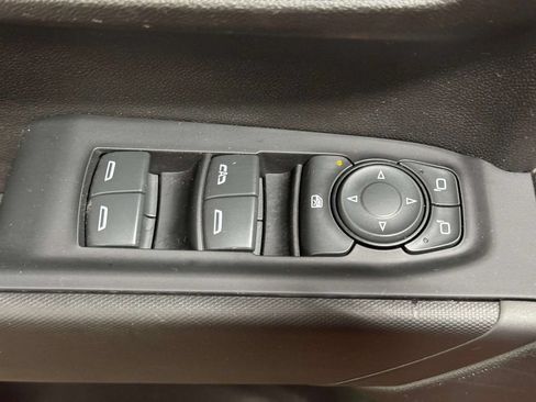 Used 2022 Chevrolet Silverado 1500 Custom AWD/4WD image 7